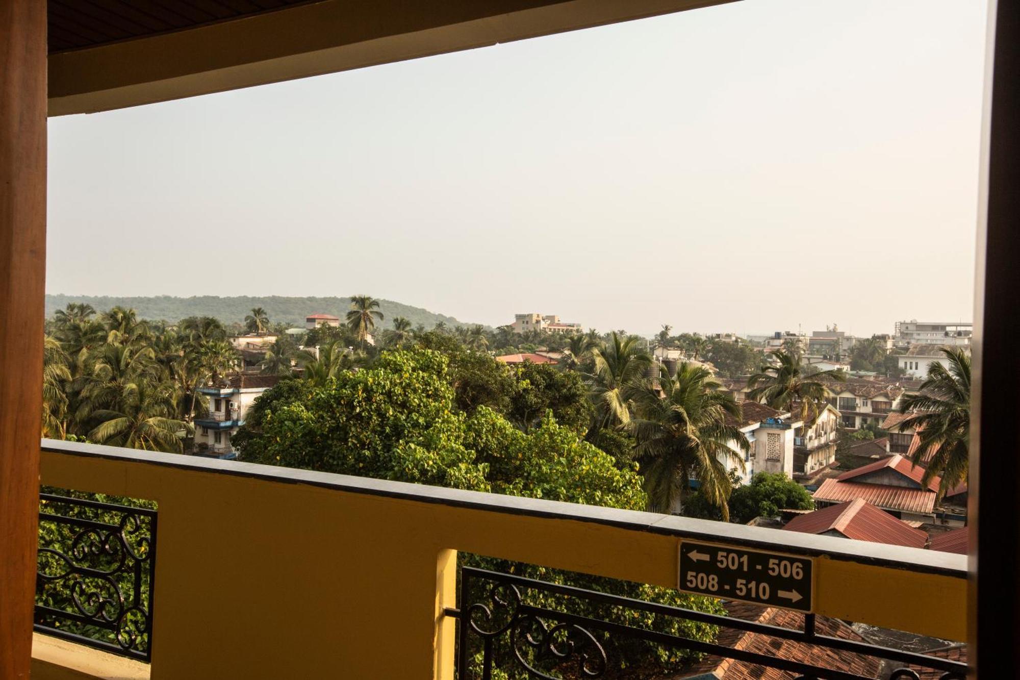 Resort De Coracao - Calangute , Goa מראה חיצוני תמונה